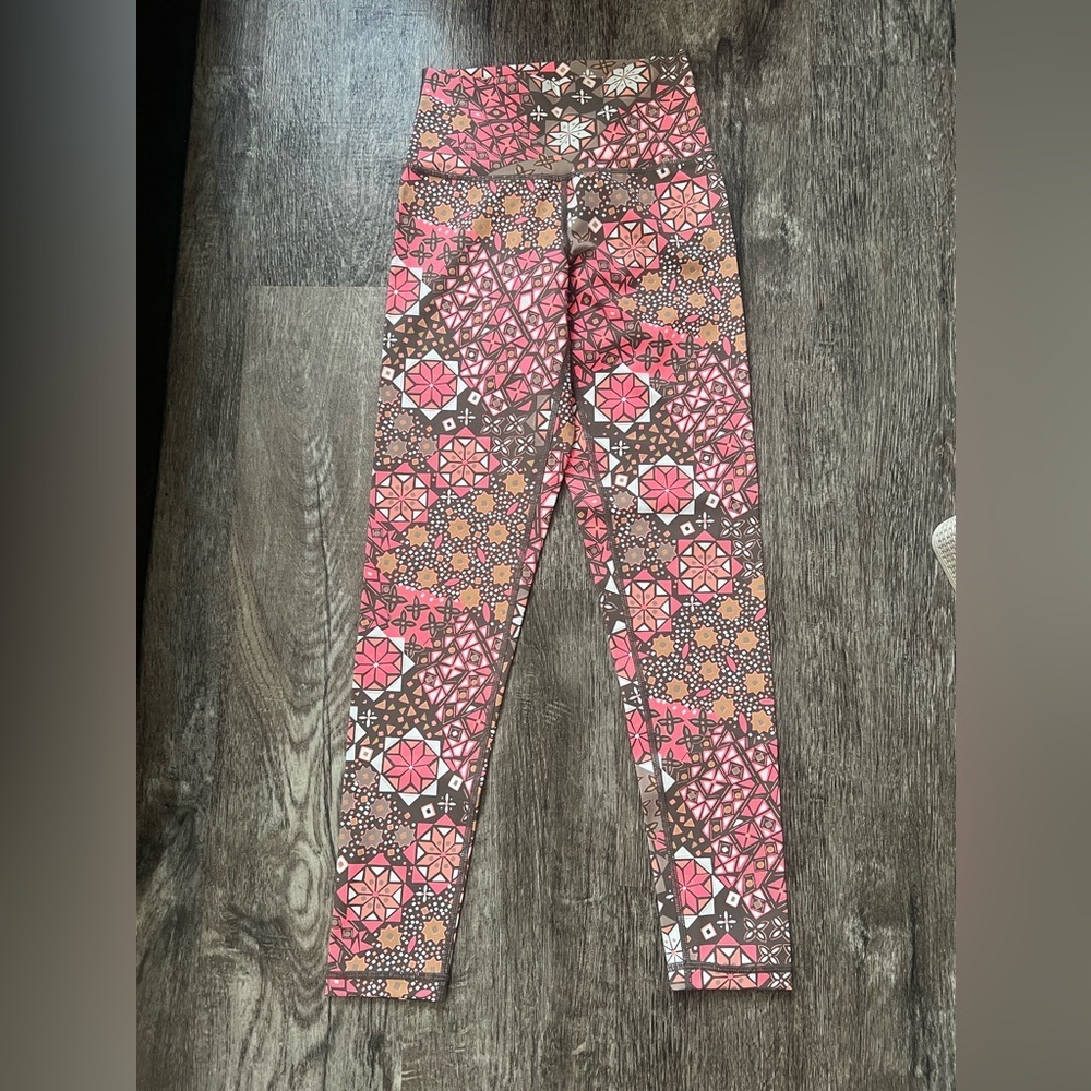 Aerie chill play move floral leggings